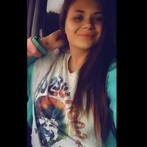 Meet your Posher, Caroline